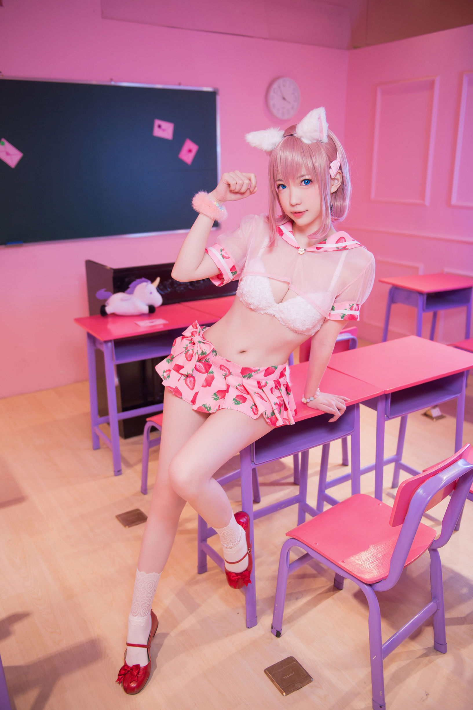[COS福利]大胸萌妹妖少you1草莓蛋糕猫插图6